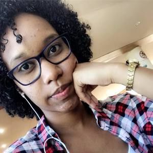 Meet your Posher, Daniela